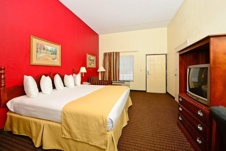 Manchester Heritage Inn & Suites Экстерьер фото